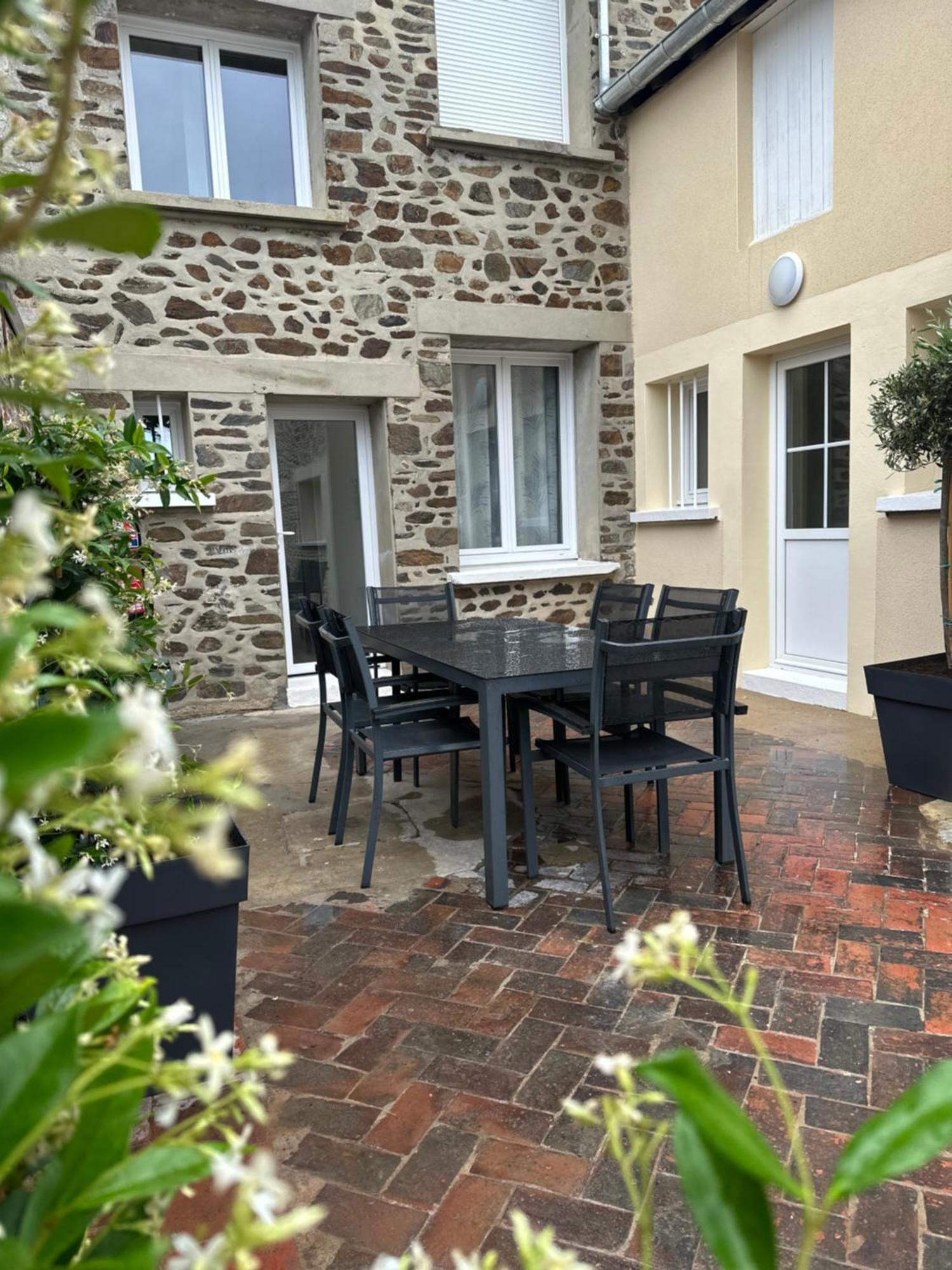 Gite Le Biardais Balleroy Exteriör bild